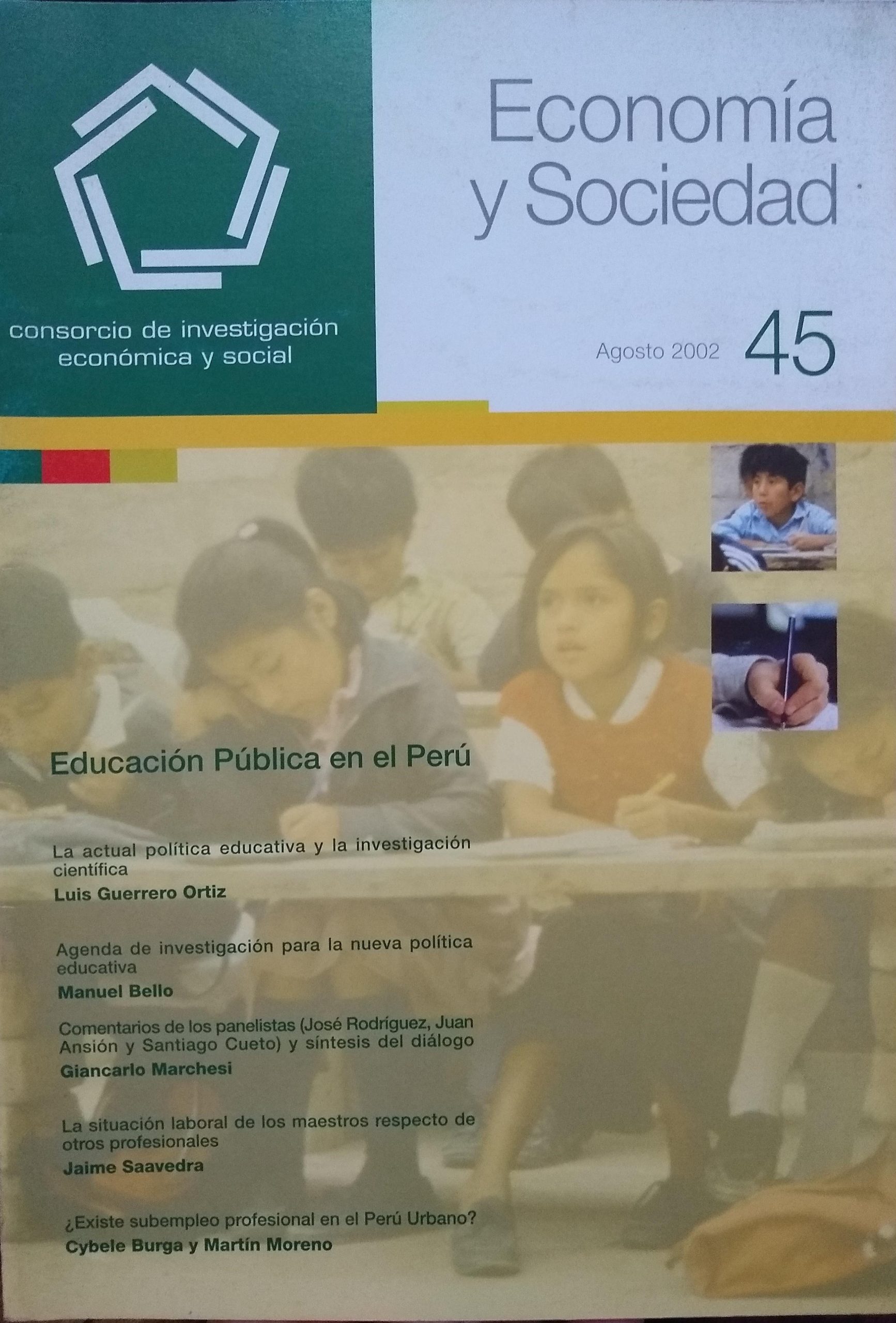 Economía y Sociedad: Educación Pública en el Perú