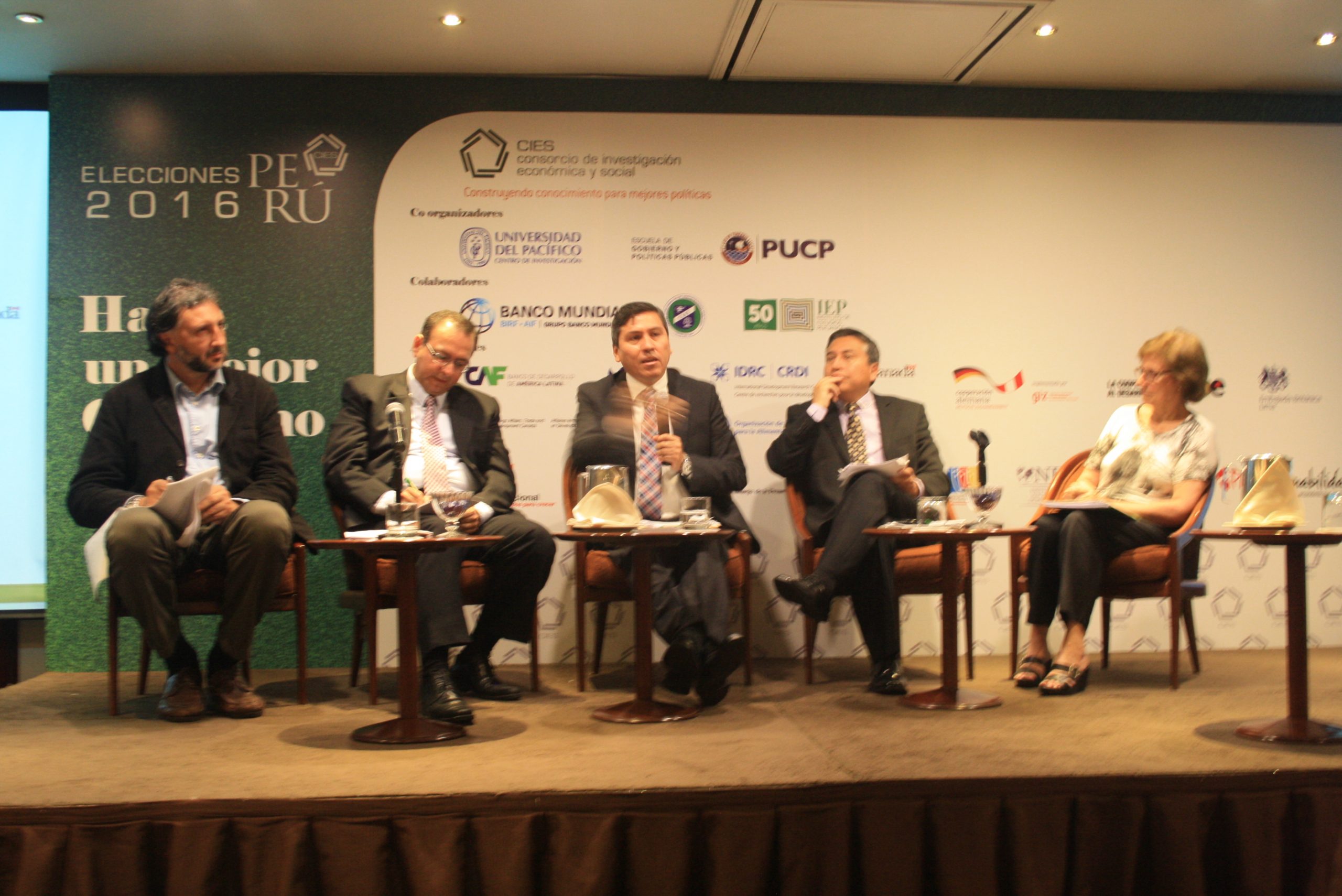 Aportes de la academia peruana al debate electoral