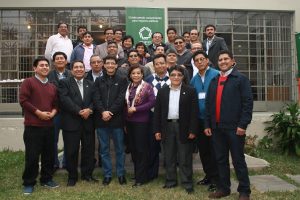 Docentes universitarios de regiones reciben talleres de actualización en economía