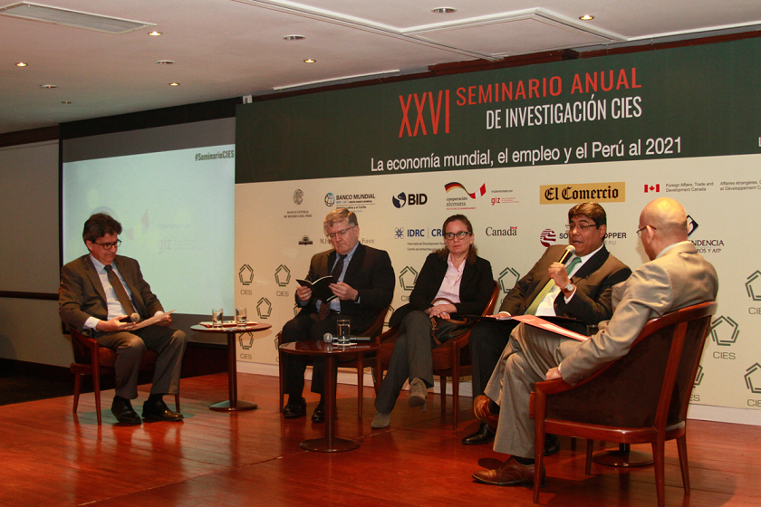 Banco Central de Reserva del Perú mantiene proyección de crecimiento de 4% para el 2016 y 3% para este año