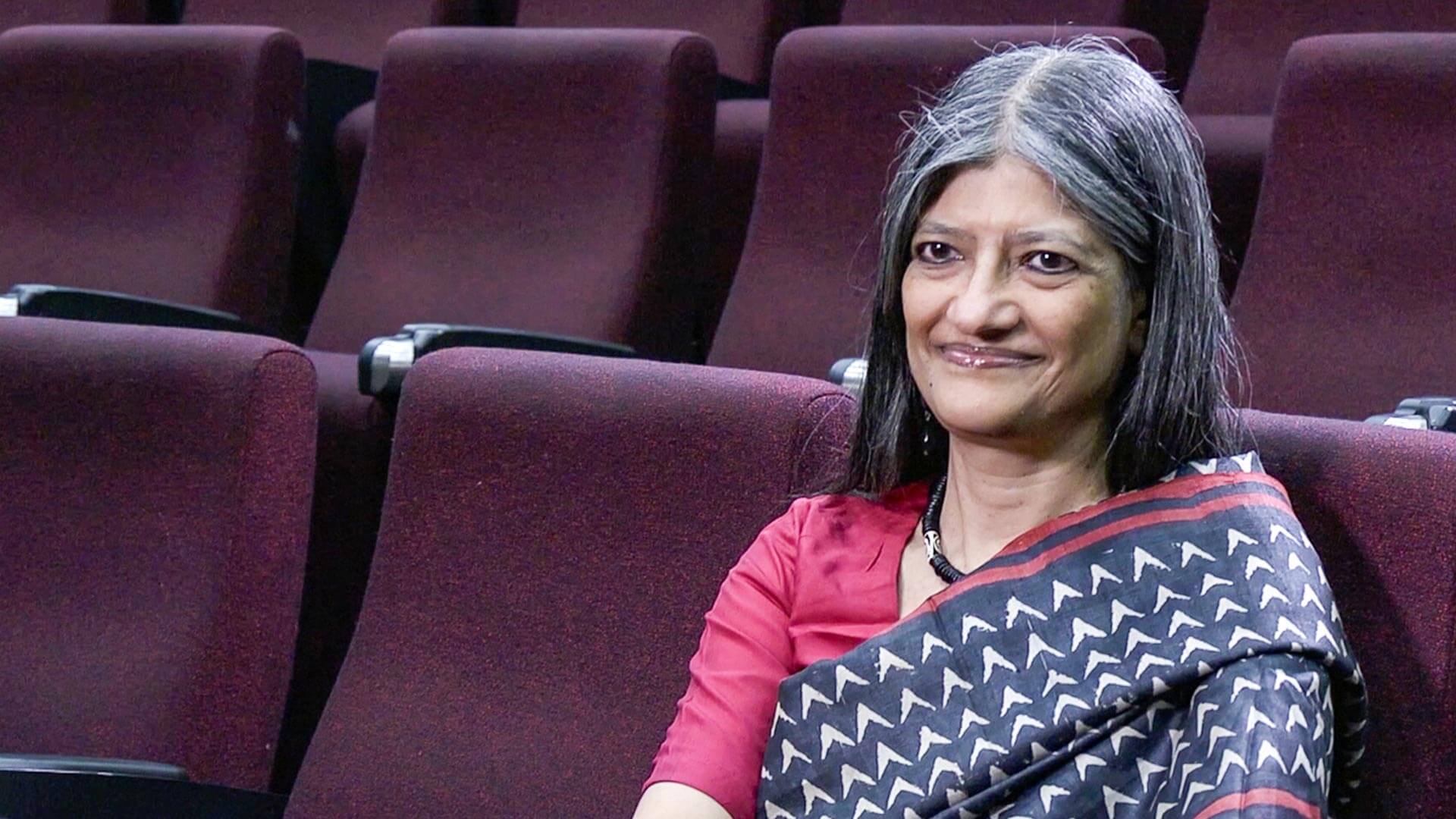 Jayati Ghosh:  Mujeres en la informalidad fueron y son las más afectadas