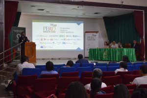 Periodistas en Iquitos reciben propuestas para construir el debate electoral frente a las Elecciones 2026