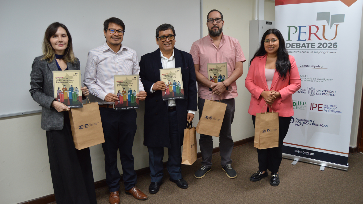 Se presentan documentos de política pública en la Facultad de Gestión y Alta Dirección de la PUCP