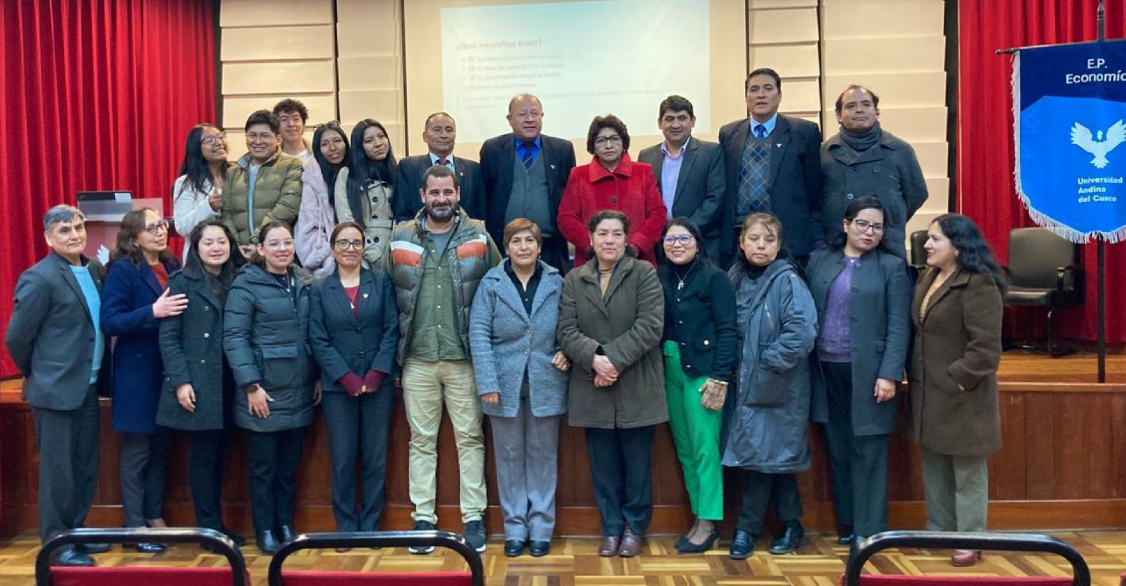Taller in house ¿Cómo implementar investigación formativa en el aula universitaria?